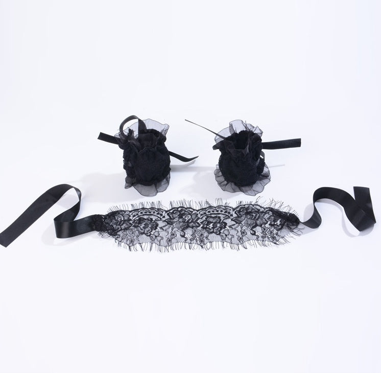 Europe and America sexy lace goggles handkerchief bracelet three-piece flirt suit sexy lingerie accessories