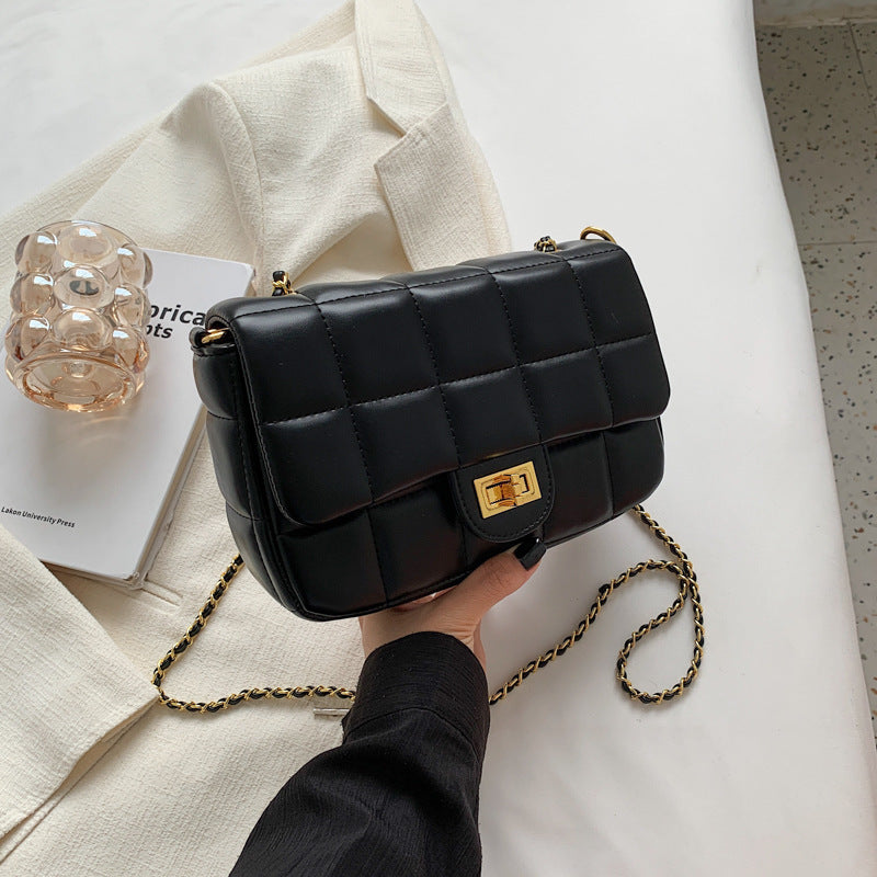 Women's Bag Retro Versatile Chain Cross Body