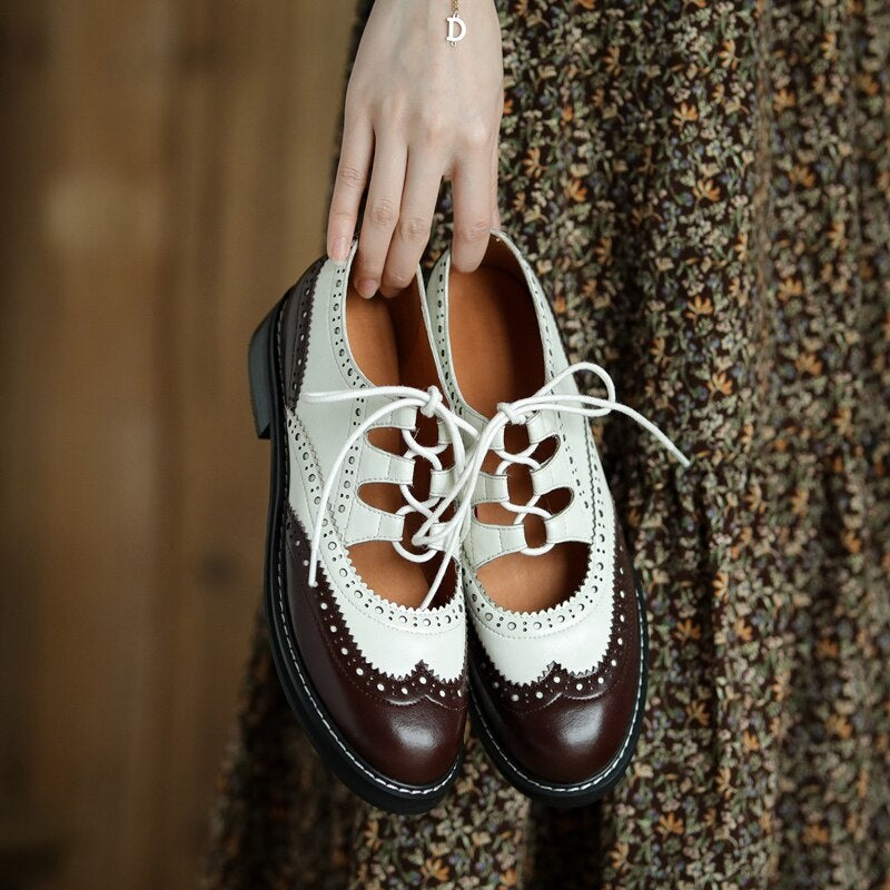 Single Shoes Womens Color Matching Carved Patent Leather Lace-up Loafers French Retro